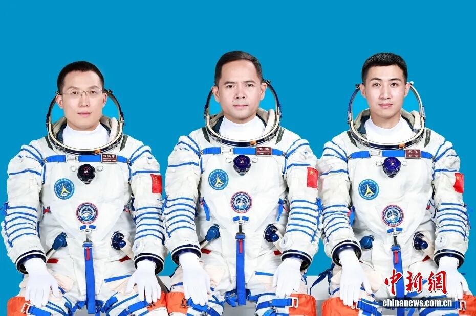 获颁航天功勋奖章，张陆、武飞、张洪章是谁？