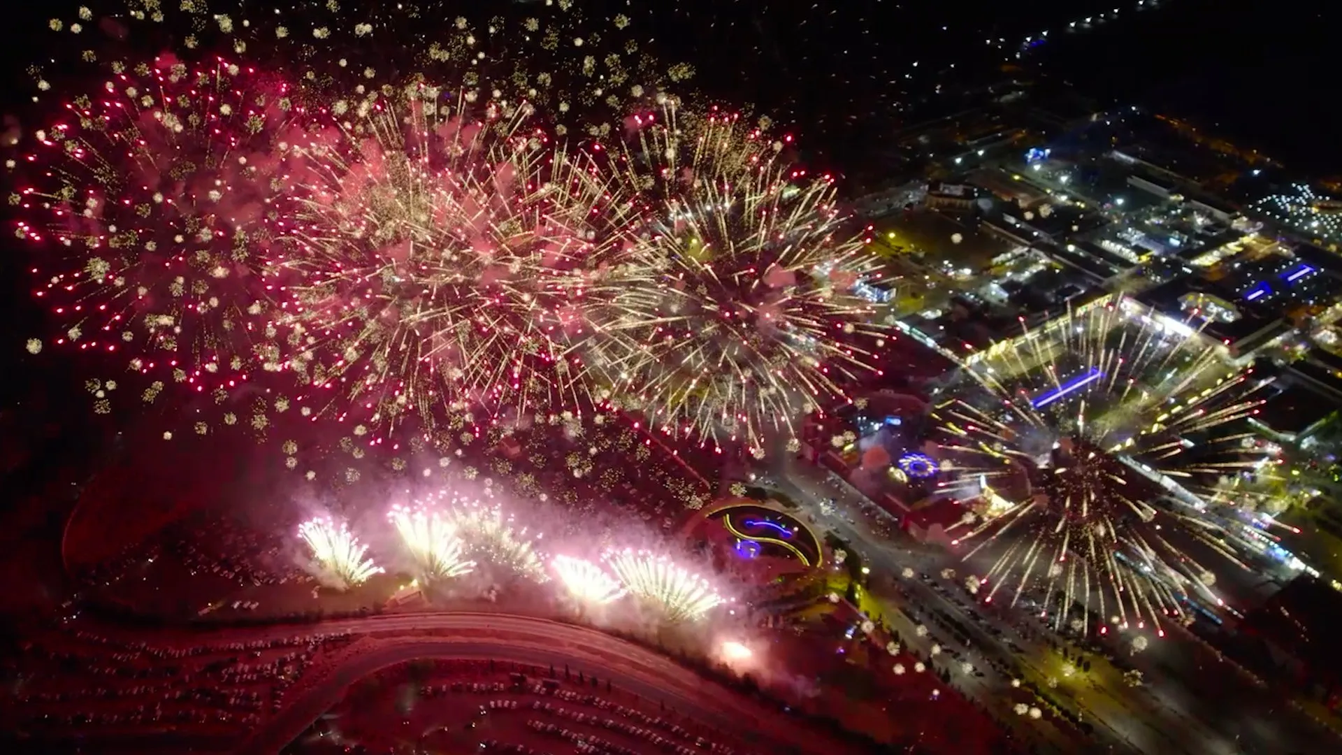 Spectacular fireworks over Damascus as ‘Syria Shines Again’