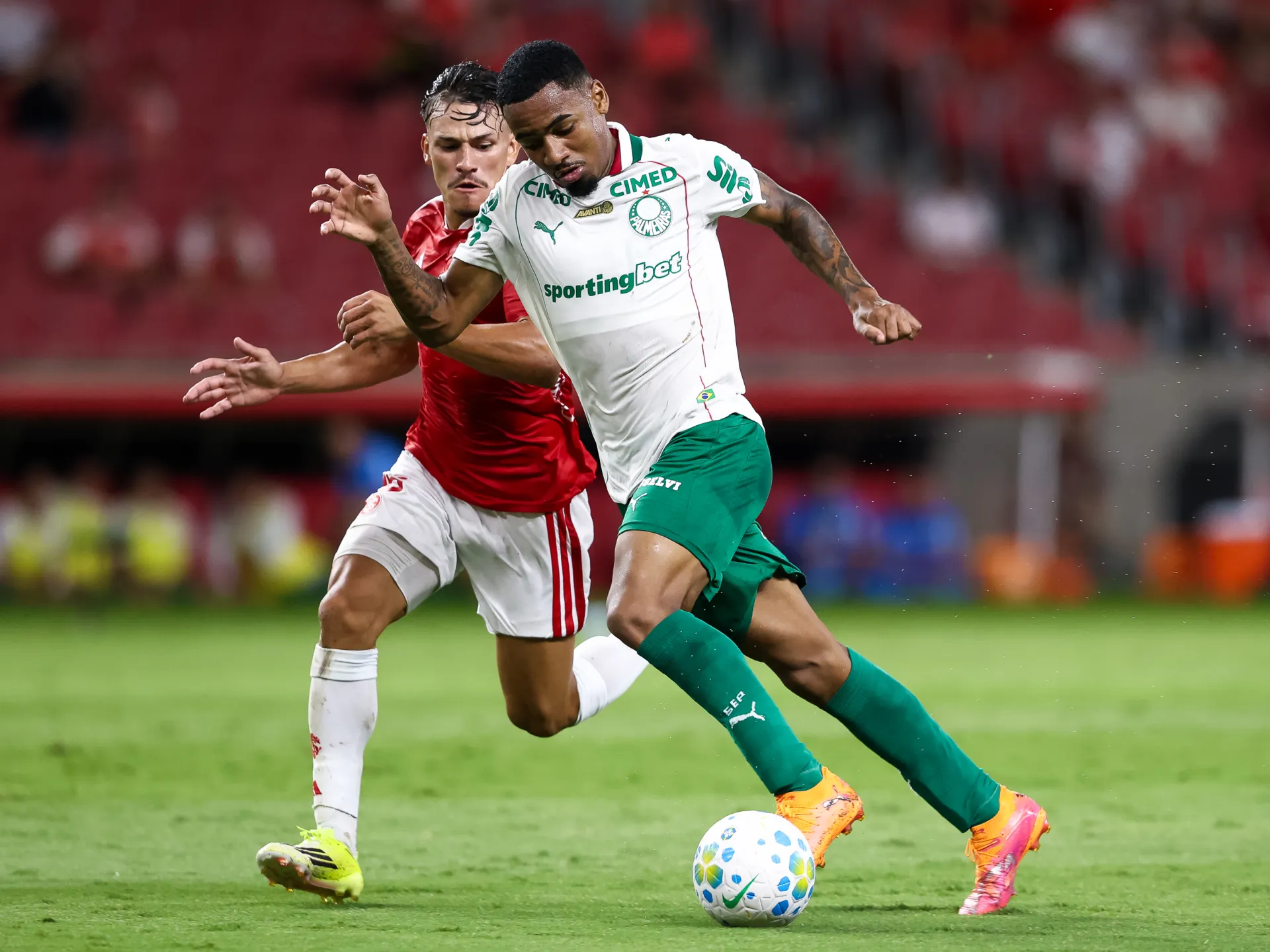 Manchester City sign Brazilian winger Allan Elias from Palmeiras