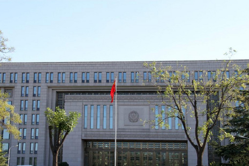 全球最大独立集装箱船东首个甲醇双燃料EPC改装项目在沪完工交付