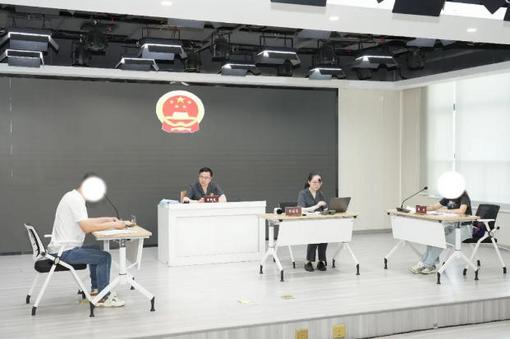 18国记者走读江阴：长江大保护十年见证一江碧水新颜