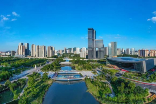 百余名香港师生参访广州中医药大学 了解港生升学政策