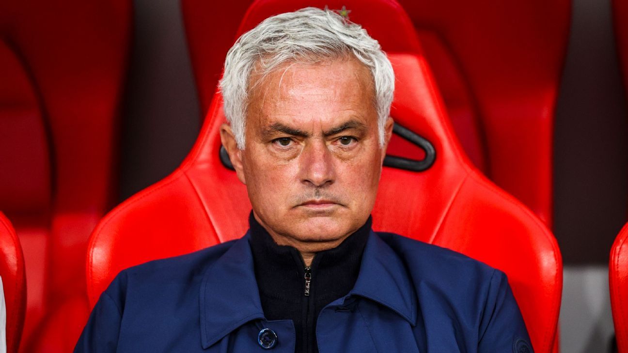 Mourinho: I'm not anti-Barça, but I love Madrid