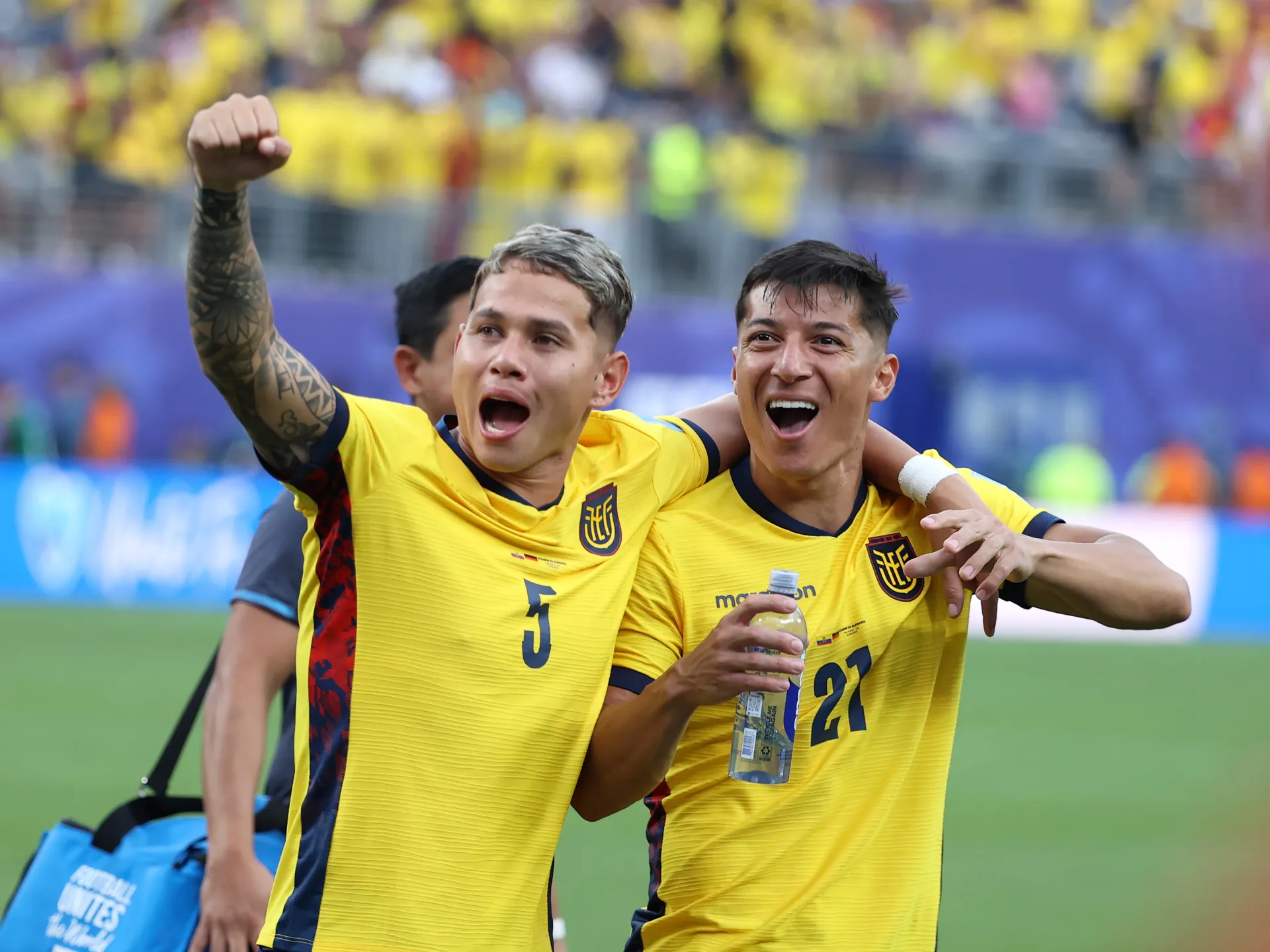 Which teams have qualified for the World Cup 2026 knockouts, round of 32?