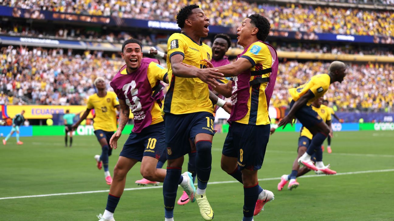 Ecuador declares win over Germany public holiday