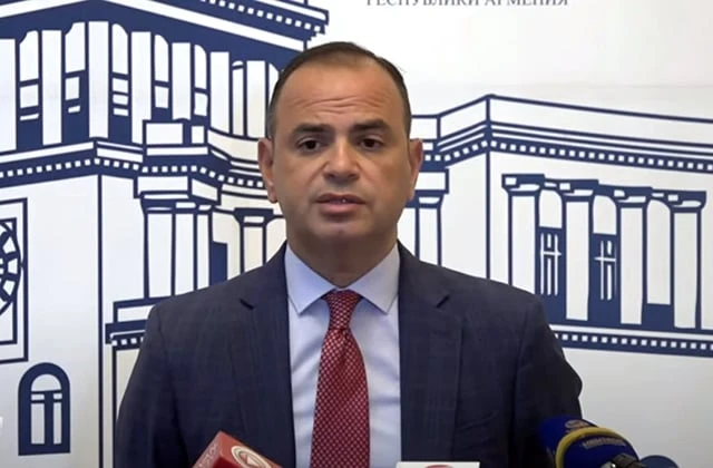 Զարեհ Սինանյանը 16 օրով արձակուրդ է մեկնում