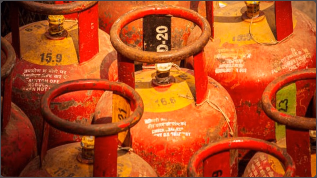 Commercial LPG Cylinder: 19 KG के LPG कमर्शियल सिलिंडर का दाम ₹183 घटा, दिल्ली में 2930 रुपये नई कीमत