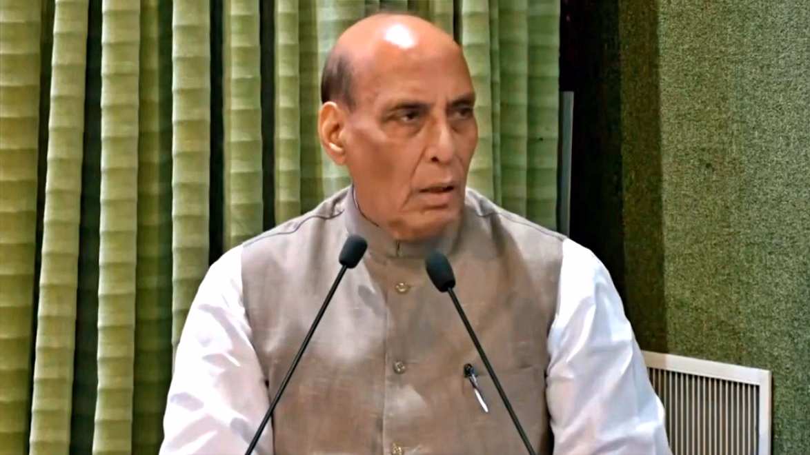Op Sindoor: राजनाथ सिंह ने कहा- मेड-इन-इंडिया रक्षा प्लेटफॉर्म पर बढ़ा भरोसा, उत्पादन में वृद्धि पर क्या बोले?