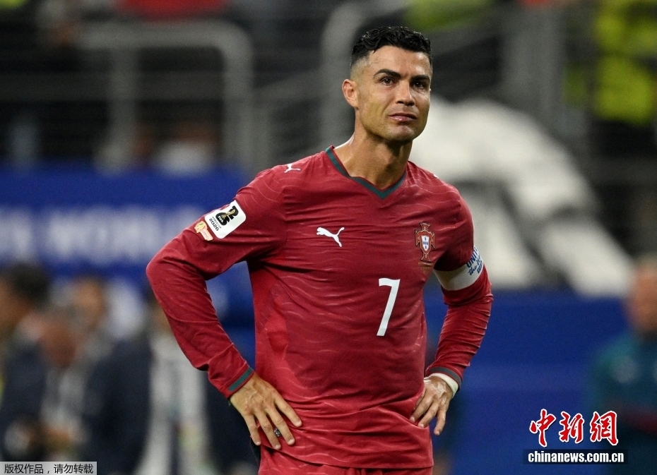 C罗告别世界杯 葡萄牙队0-1不敌西班牙队无缘世界杯八强