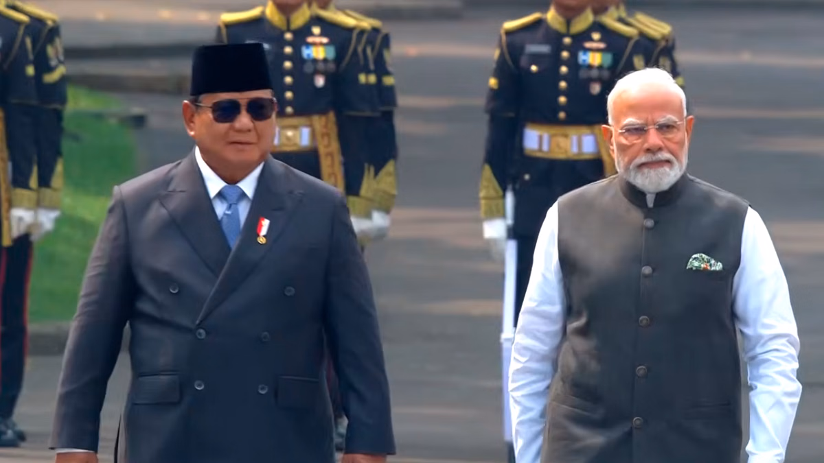इंडोनेशिया में PM मोदी का सम्मान: मिसाइल खरीदने का समझौता, कृषि क्षेत्र में भी करार; ब्रह्मोस पर क्या फैसला?