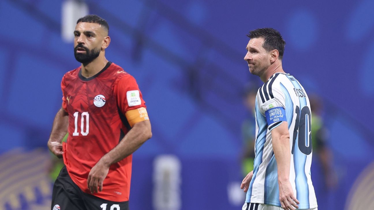 Salah bids goodbye to the World Cup, with Messi fi...