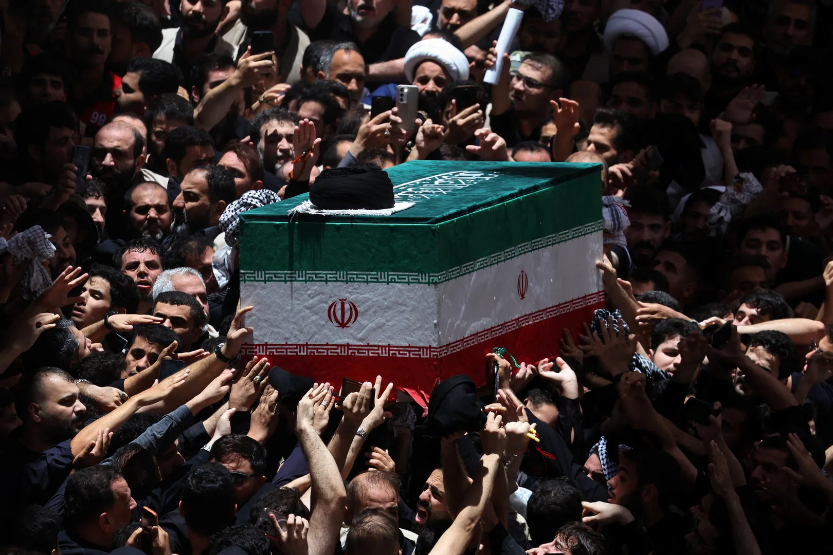 War on Gaza draws large crowds to Khamenei’s funeral in Iraq
