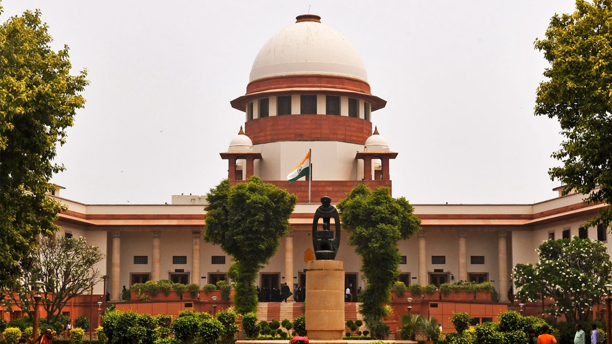 SC: अवैध कब्जों पर सुप्रीम कोर्ट सख्त; अधिकारियों की मिलीभगत पर जताई नाराजगी, पूछा- क्या कार्रवाई हुई?