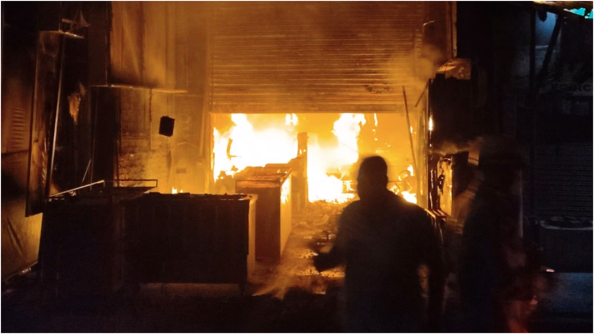 China Factory Fire: चीन में जूता फैक्टरी में लगी भीषण आग, 28 की मौत; हादसे पर राष्ट्रपति जिनपिंग ने क्या कहा?