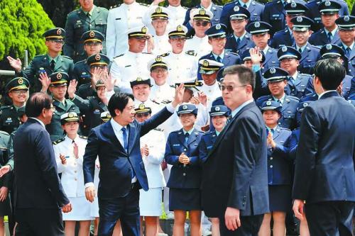 今年上半年3.69亿人次出入境 创历史新高