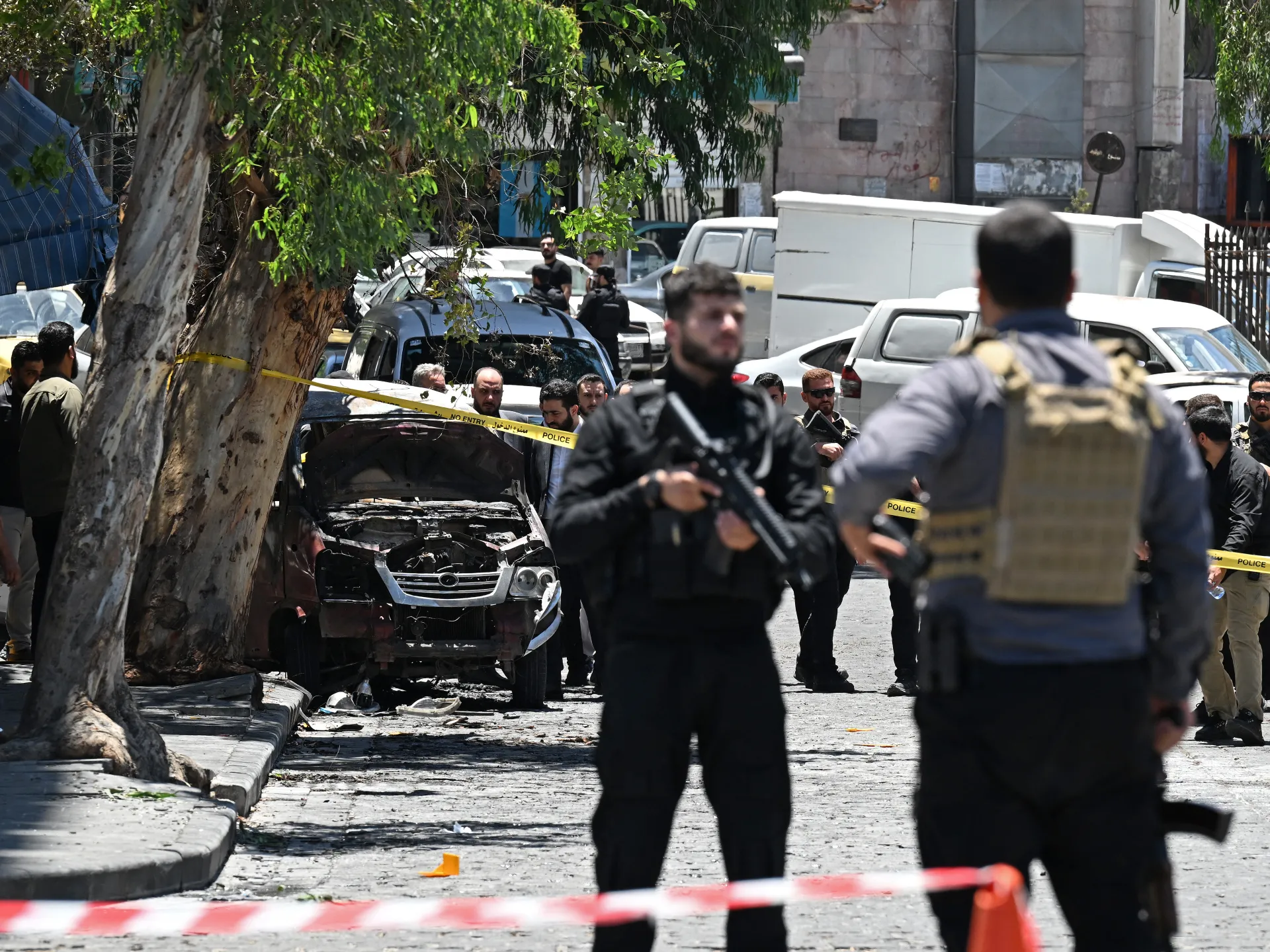 Bomb attacks rattle Damascus but for most Syrians, life goes on