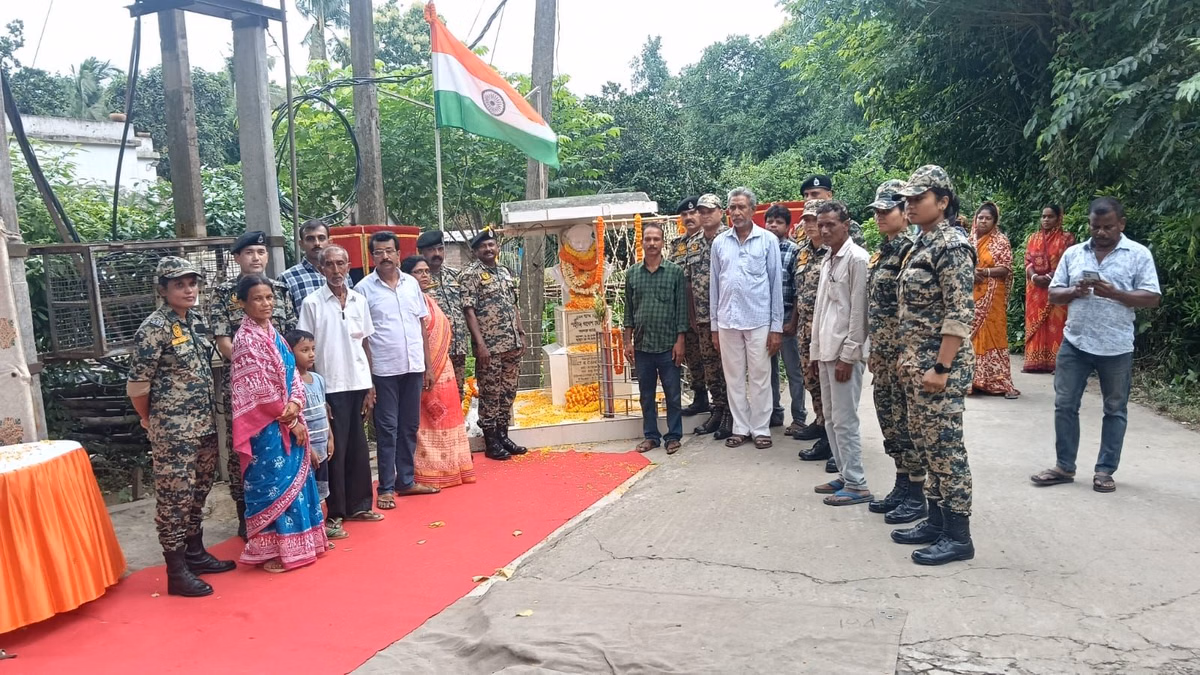 करगिल के अमर जवान को नमन: बलिदान दिवस पर BSF ने गणेश घोष को किया याद, बंगाल में उमड़ा देशभक्ति का सैलाब