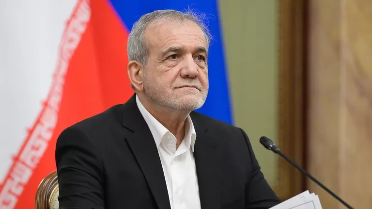 Իրանի նախագահ․ Առանց Գերագույն առաջնորդի հավանության ոչ մի որոշում չի ընդունվում