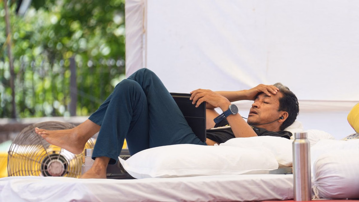 Hunger Strike: पीएम मोदी जनता की बात सुनें, वांगचुक बोले-डॉक्टर-इंजीनियर भी नकल से बनेंगे तो देश कैसे बढ़ेगा?