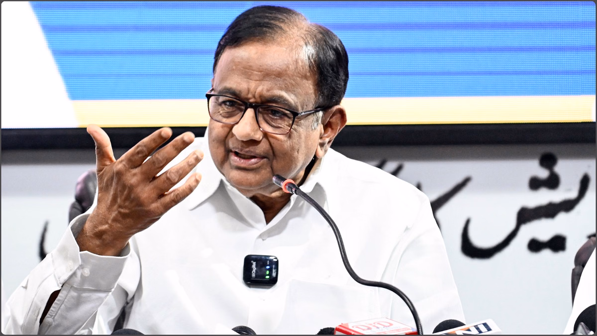 Politcs: परिसीमन और 131वें बिल पर चिदंबरम का भाजपा पर बड़ा हमला, बोले- NCP SP और DMK को मनाने में जुटी BJP