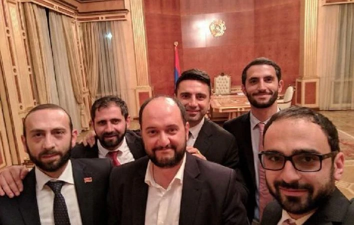 Որոշել է «ժերտվա տալ» մերձավորներին․ «Հրապարակ»
