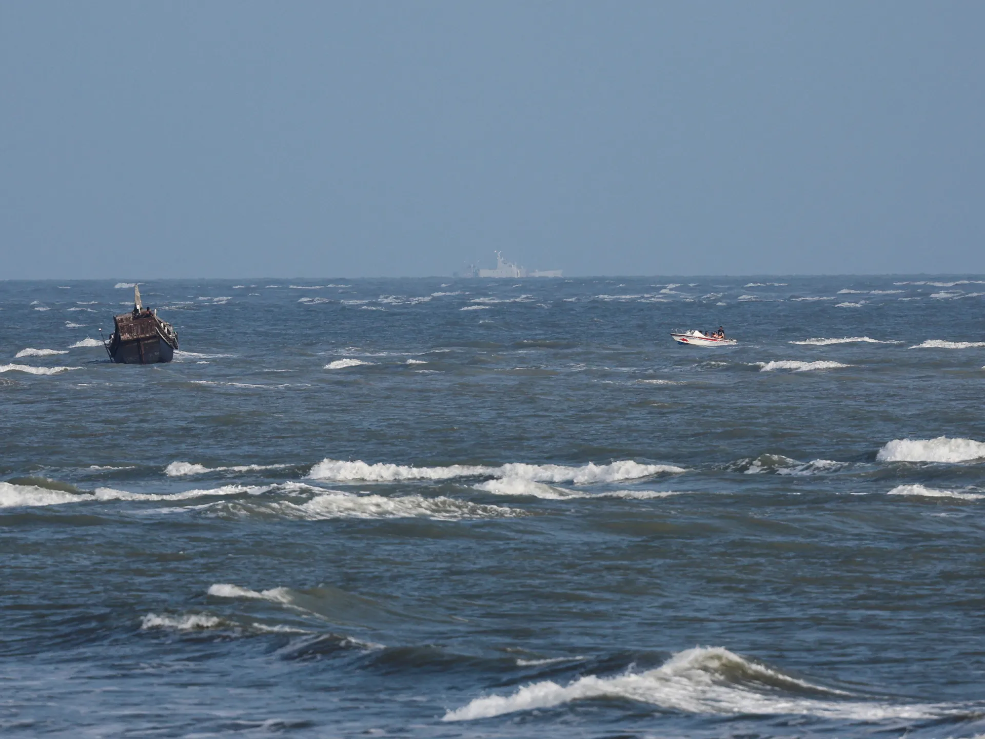 More than 500 feared dead after reports of boats capsizing off Myanmar