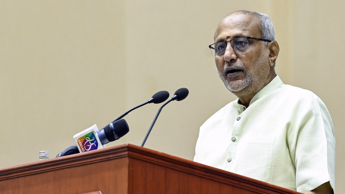 RSS: सौ साल पूरे होने पर उपराष्ट्रपति ने जमकर की आरएसएस की तारीफ, पवित्र गंगा से क्यों की संगठन की तुलना?