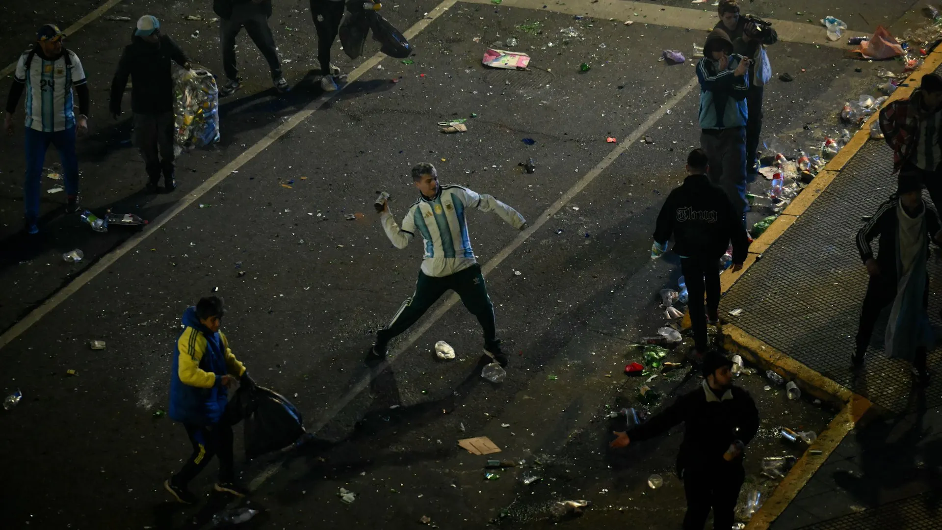 Argentina fans throw stones at police after World Cup defeat