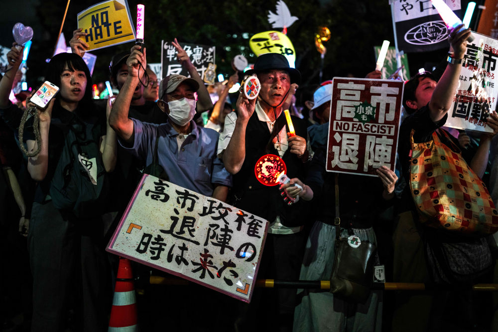 新闻分析｜支持率显著下滑，高市执政“亮红灯”
