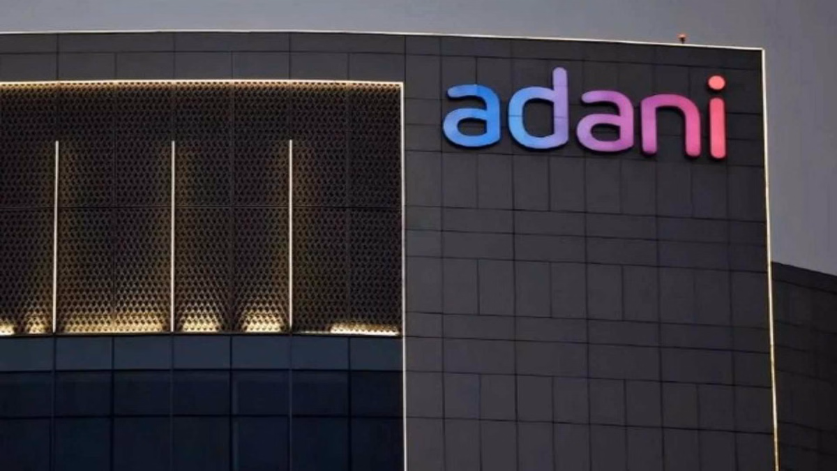Adani Group:अदाणी समूह ने हवाई सेवा शुरू करने की अटकलों को खारिज किया, क्या है पूरा मामला?