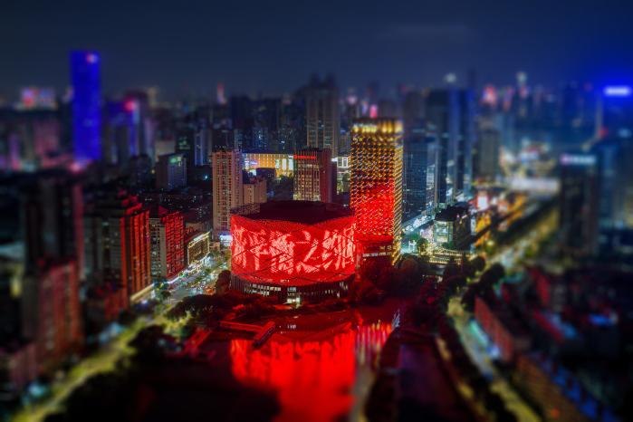 养固健·2026 新平衡之约国风盛典落地武汉，十位人物诠释当代新平衡生活