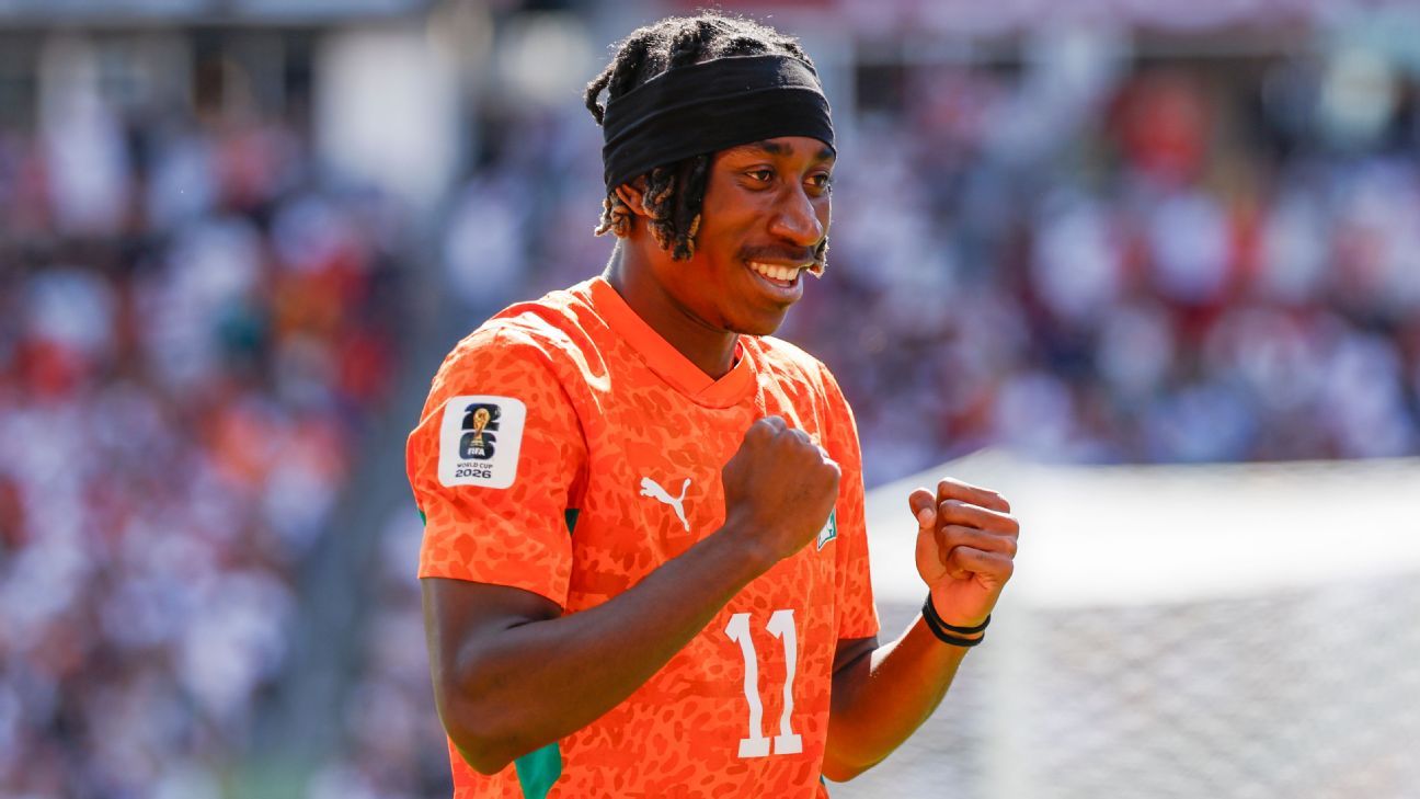 Transfer rumors, news: Man City to rival Real Madr...