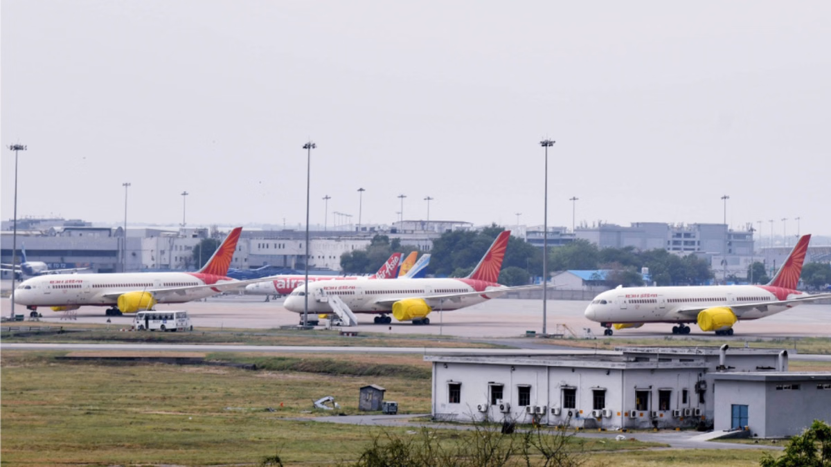 DGCA on Air Fare: घरेलू हवाई किराए में भारी उछाल, विमानन नियामक ने बताया- जून 2026 में 20.5 फीसदी की वृद्धि