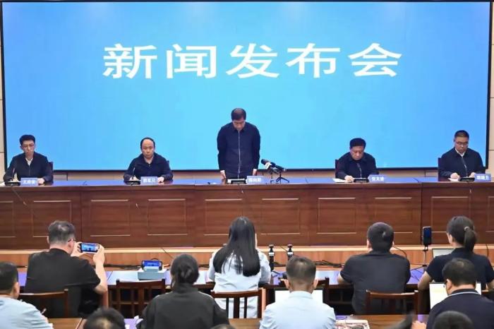 龚孟建当选山西长治市市长，原市长陈向阳同日官宣被查
