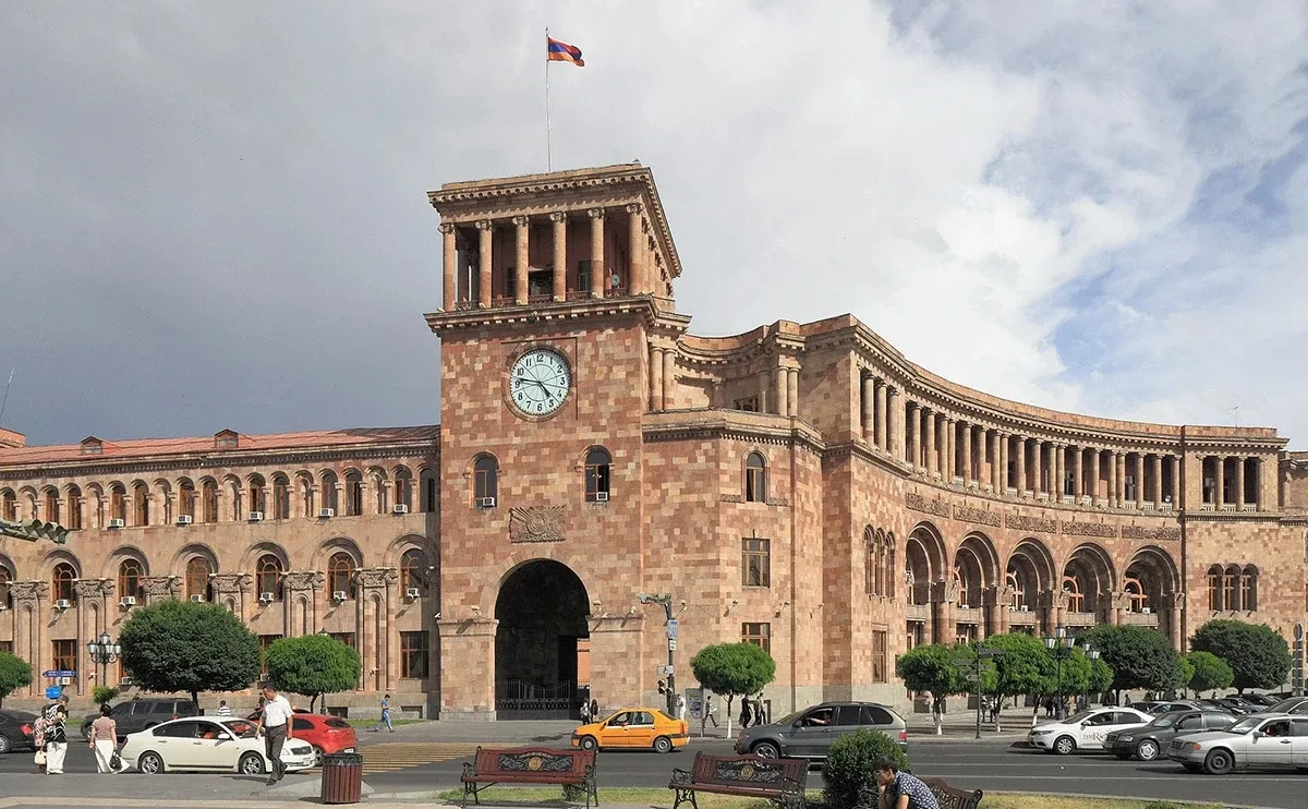 Իշխանությունների կողմից փակված Ծառուկյանի օբյեկտների աշխատակիցները Կառավարությանը ժամանակ են տվել մինչև երկուշաբթի